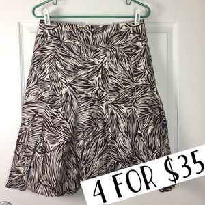 Ann Taylor brown and white leaf print skirt size 4